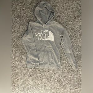 Women’s North Face Hoodie || Size Small